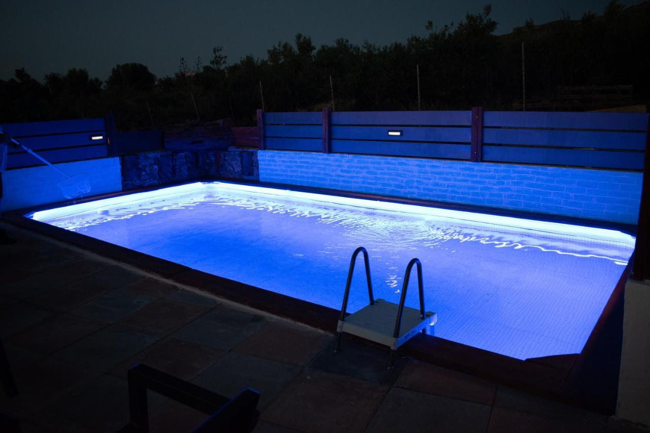 Pombia Haritos Holidays Home מראה חיצוני תמונה